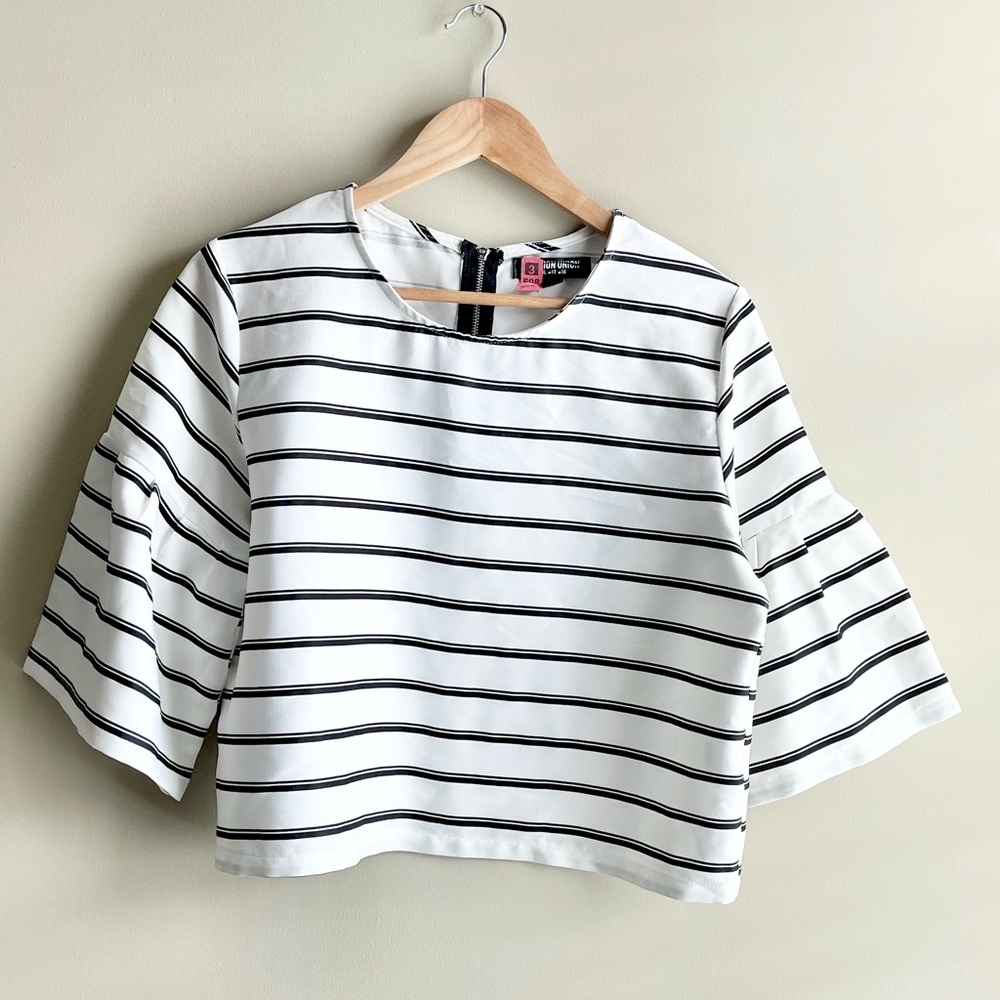 Fashion Union Stripe Crop Puff Sleeve Top